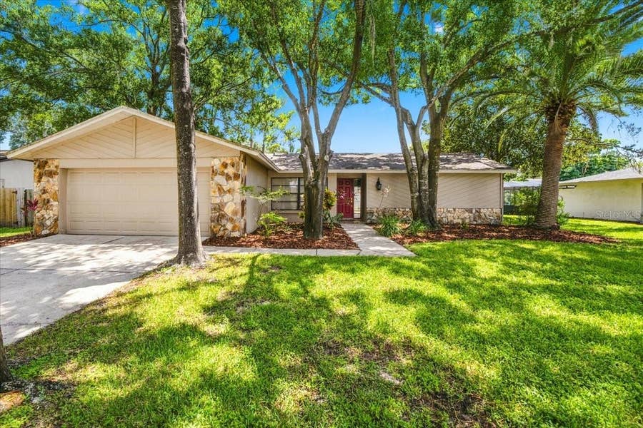 Property photo for 14105 KNOTTINGSLEY PLACE, Tampa, FL