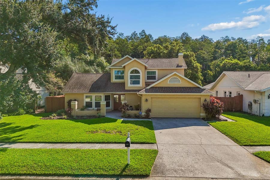 Property photo for 4737 FOXSHIRE CIRCLE, Tampa, FL