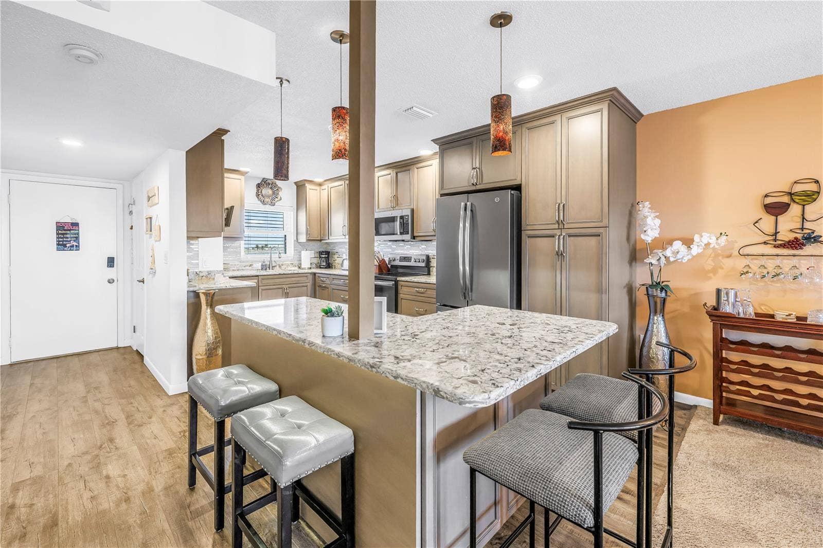 5575 GULF BOULEVARD, #426, St Pete Beach, FL 33706 5575 GULF BOULEVARD, #426, St Pete Beach, FL 33706