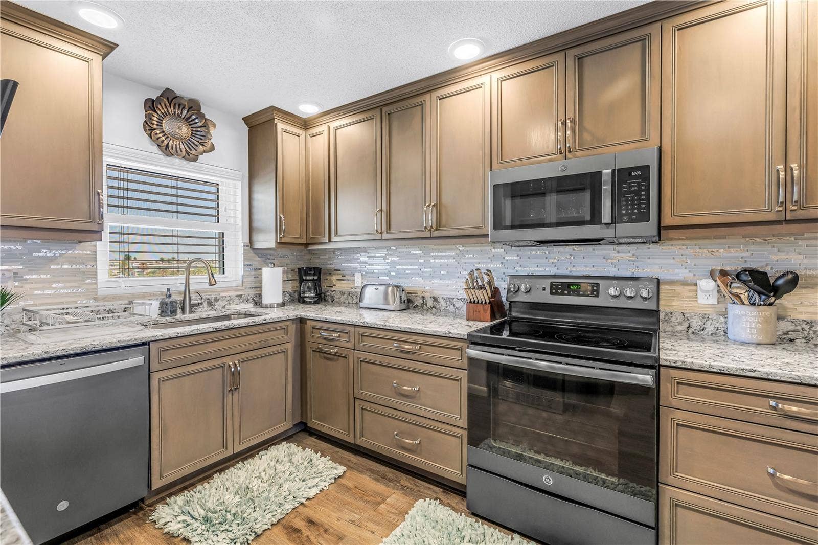 5575 GULF BOULEVARD, #426, St Pete Beach, FL 33706 5575 GULF BOULEVARD, #426, St Pete Beach, FL 33706