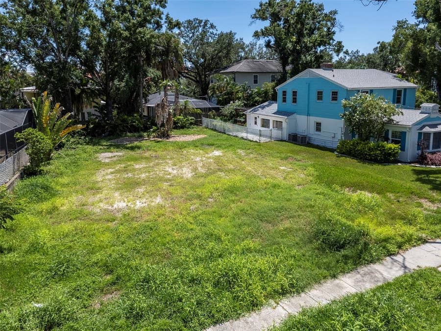 Property photo for 641 GENEVA PLACE, Tampa, FL