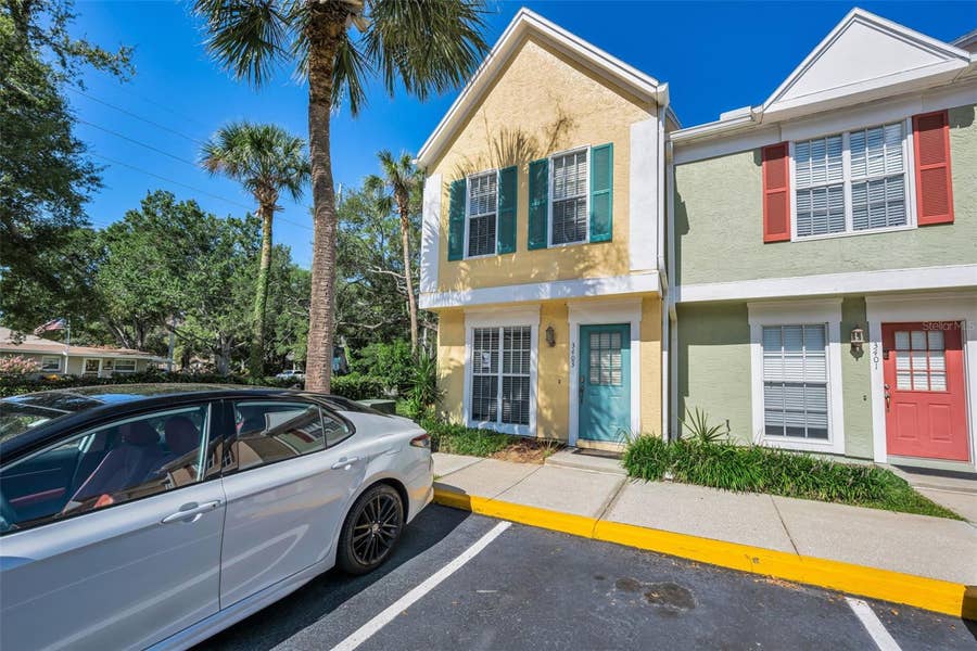 Property photo for 3403 W WYOMING CIRCLE, #3403, Tampa, FL