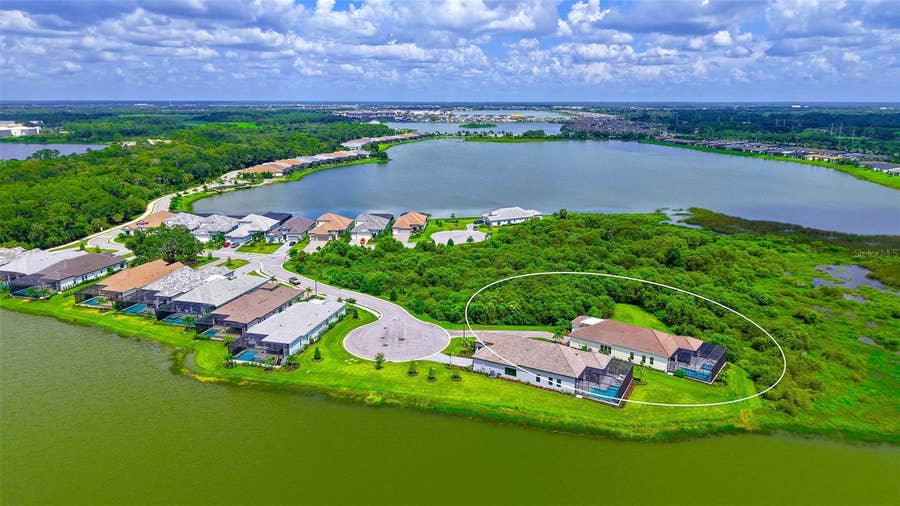 Property photo for 6200 ISLA DEL RAY AVENUE, Sarasota, FL