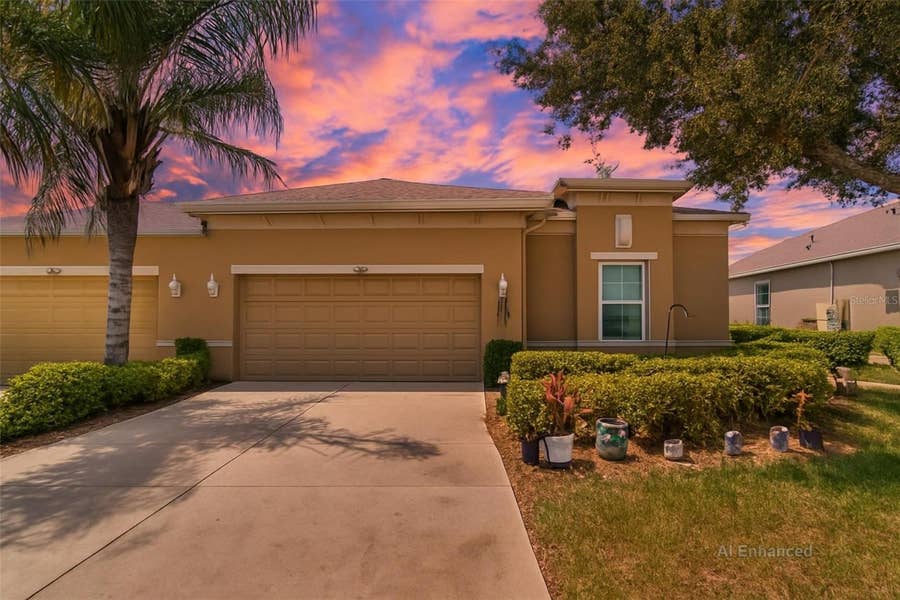 Property photo for 980 PEMBROKE POINT WAY, #5, Sun City Center, FL
