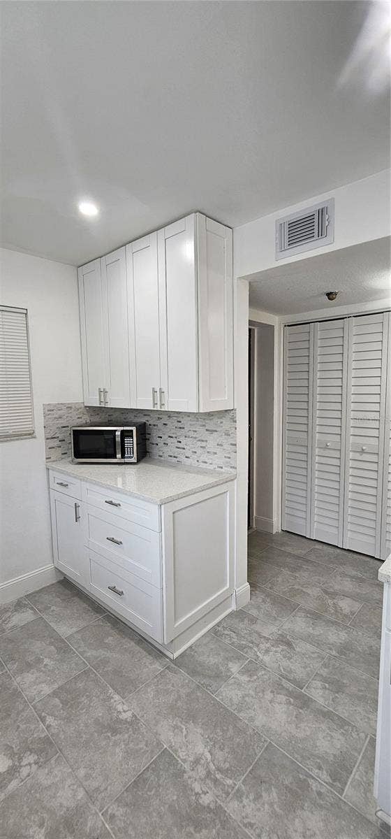 301 87TH AVENUE, #106, St Pete Beach, FL 33706 Kitchen