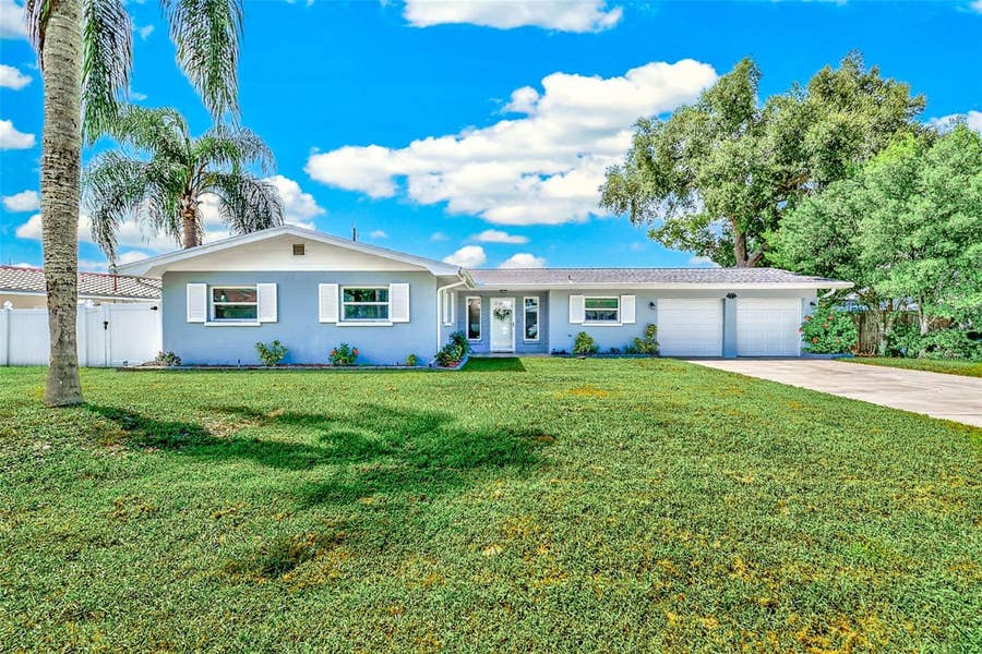 Property photo for 2165 CAMPUS DRIVE, Clearwater, FL