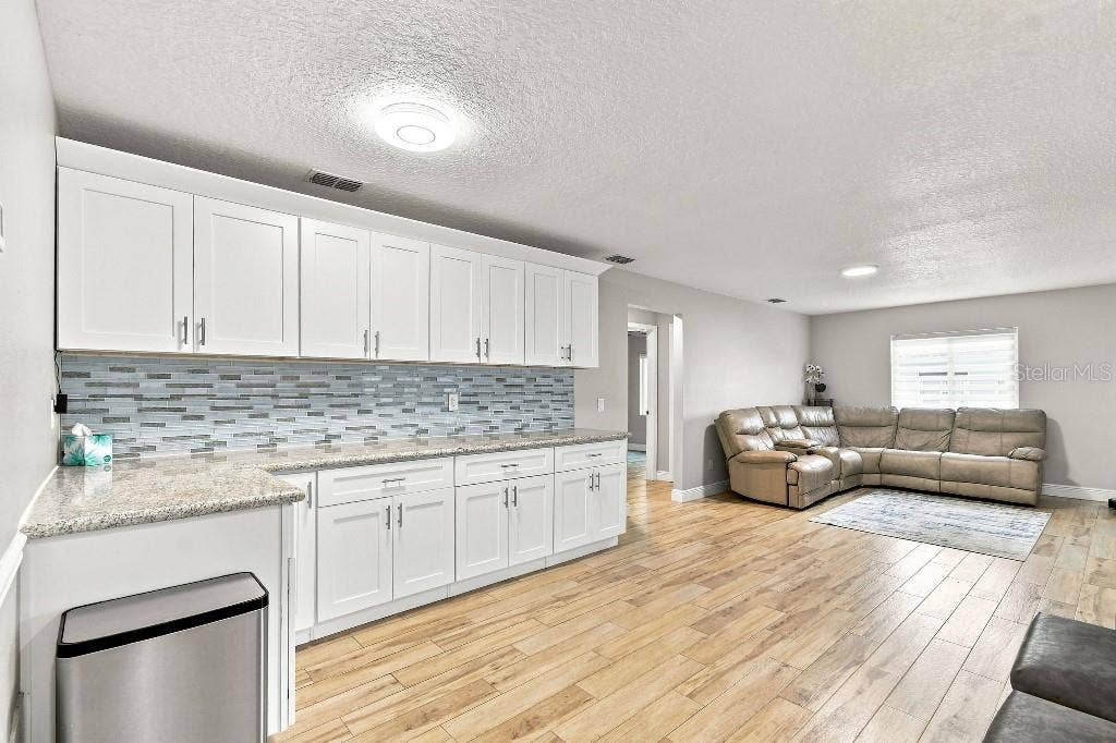1660 GLADIOLAS DRIVE, Winter Park, FL 32792 1660 GLADIOLAS DRIVE, Winter Park, FL 32792