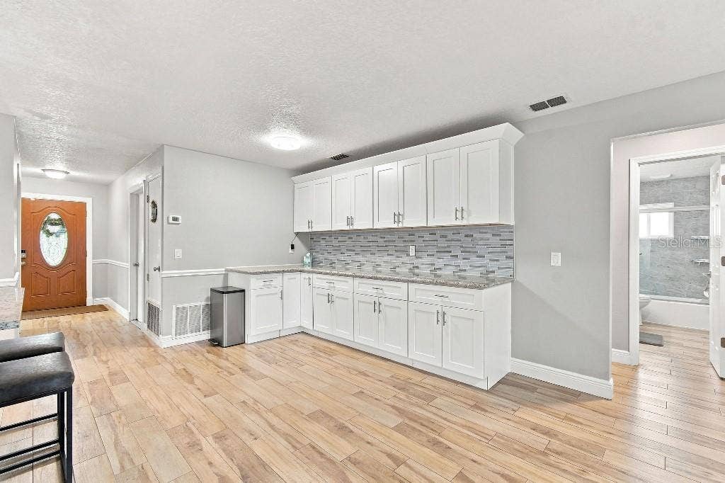 1660 GLADIOLAS DRIVE, Winter Park, FL 32792 1660 GLADIOLAS DRIVE, Winter Park, FL 32792