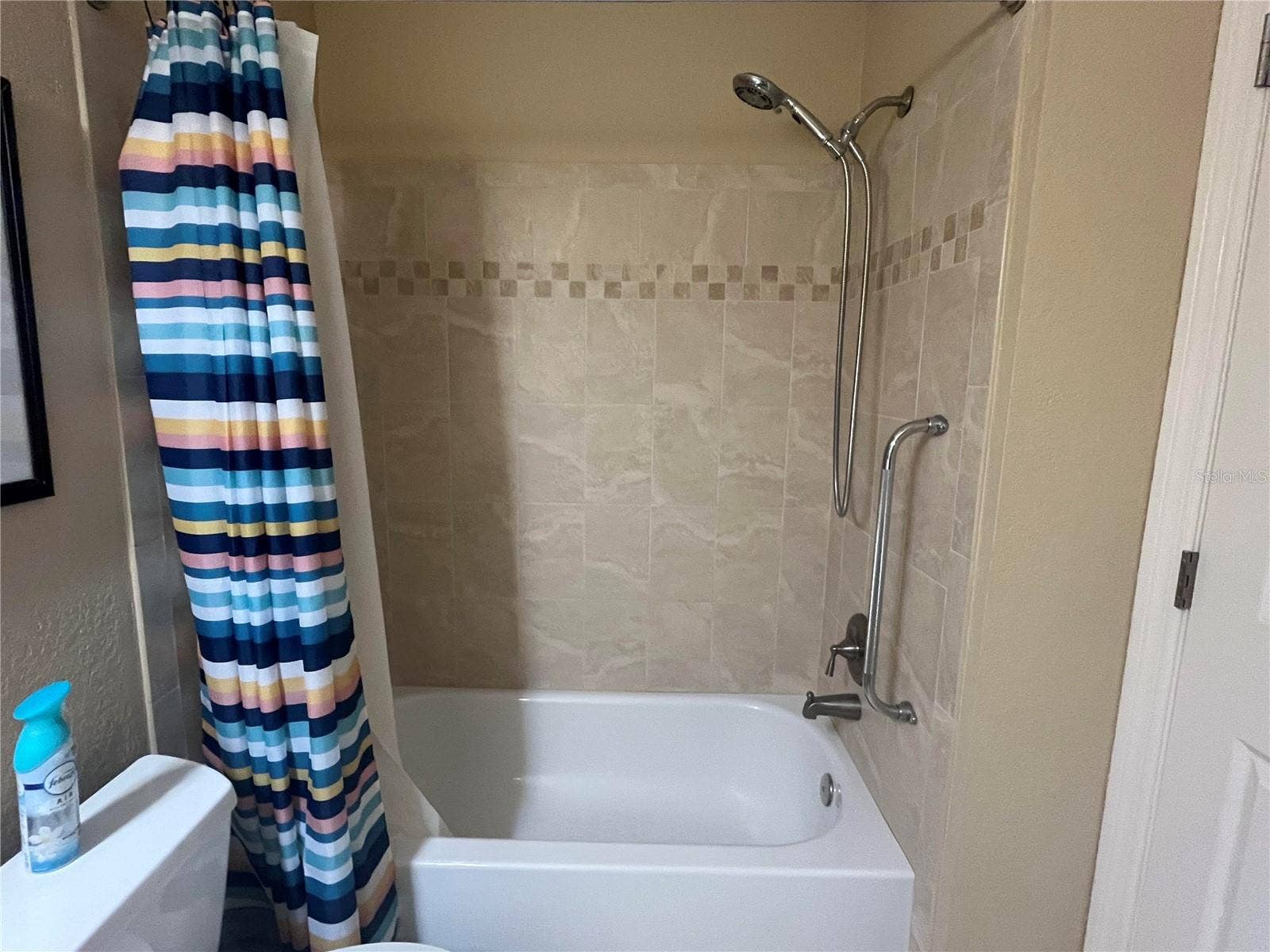 2nd Bath Shower