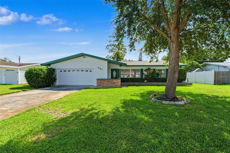 Property photo for 981 STEPHEN FOSTER DRIVE, Largo, FL