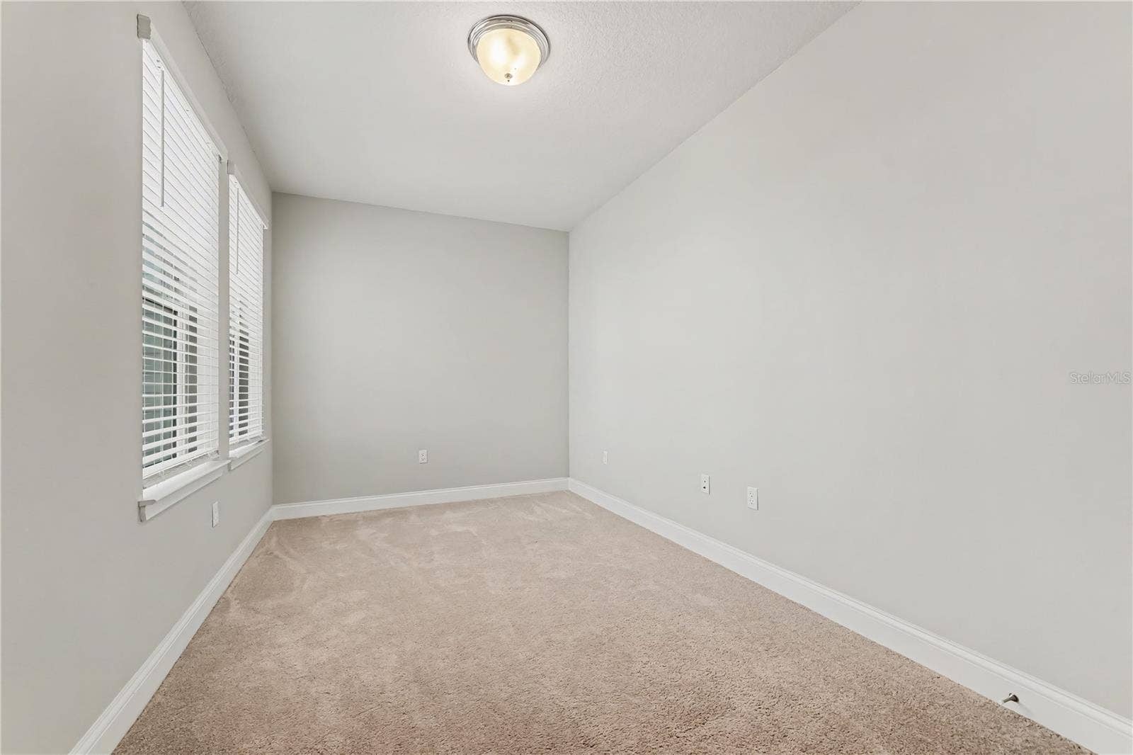 7505 LAUREATE BOULEVARD, #2407, Orlando, FL 32827 Bonus Room/3rd Bedroom with closet and two windows
