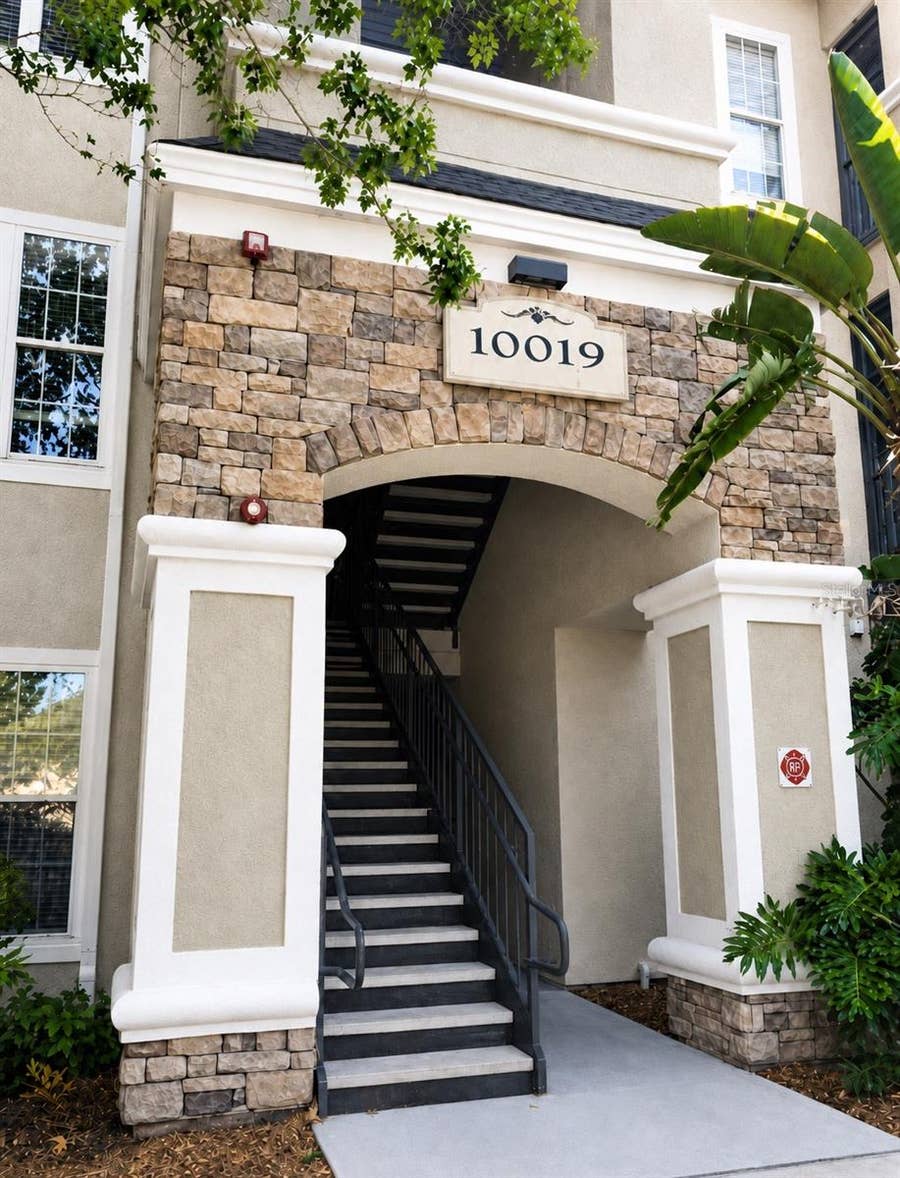 Property photo for 10019 COURTNEY PALMS BOULEVARD, #103, Tampa, FL
