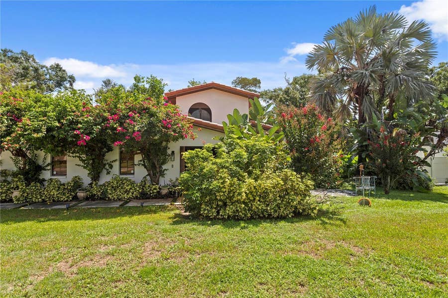 Property photo for 7915 FLOWERFIELD DRIVE, Tampa, FL