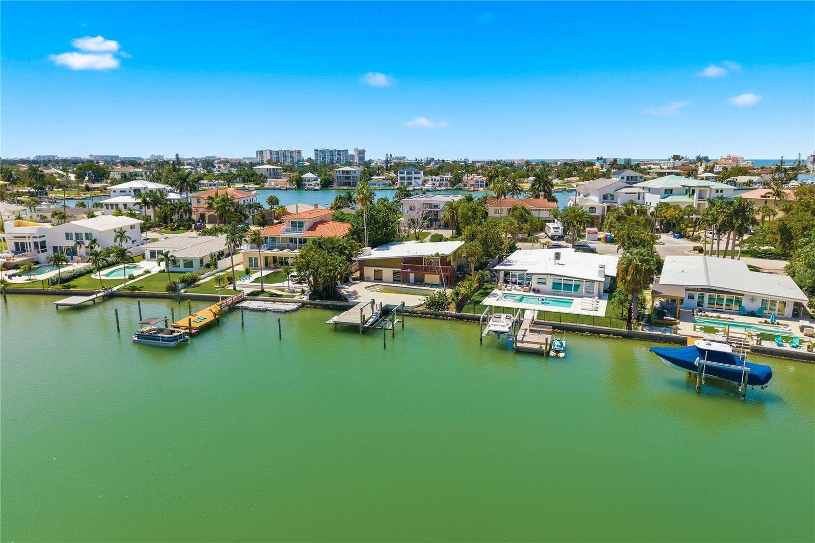 31 DOLPHIN DRIVE, Treasure Island, FL 33706