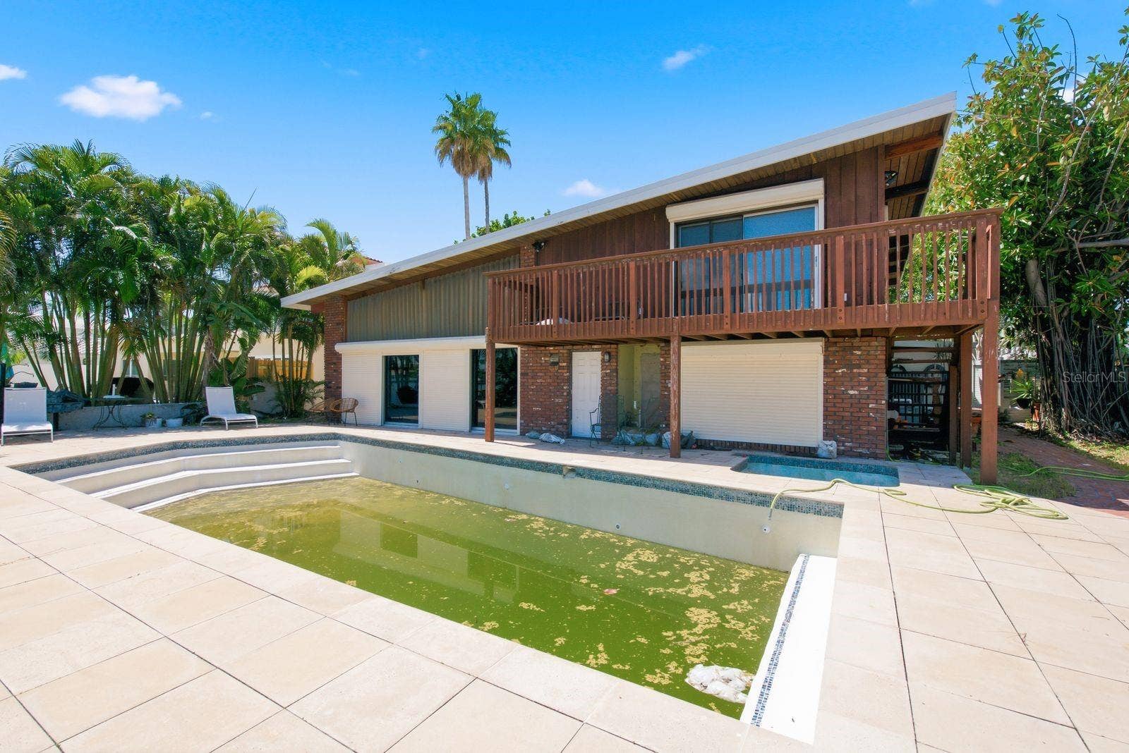 31 DOLPHIN DRIVE, Treasure Island, FL 33706