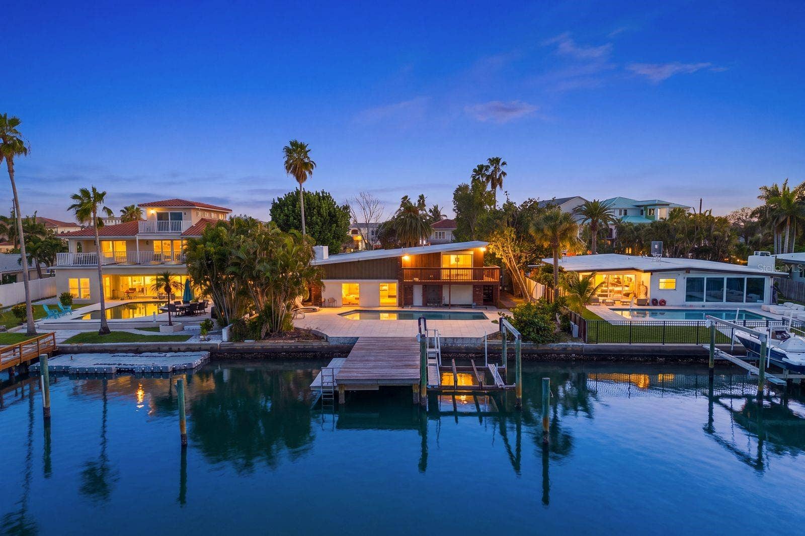 31 DOLPHIN DRIVE, Treasure Island, FL 33706