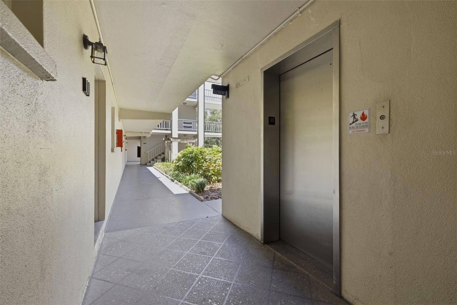 9940 47TH AVENUE N, #216, St Petersburg, FL 33708 Elevator