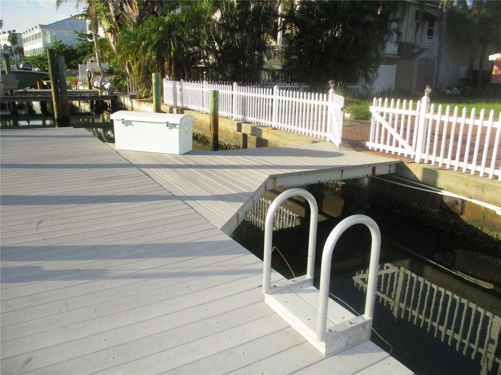 11855 1ST STREET E, Treasure Island, FL 33706 Composite dock/