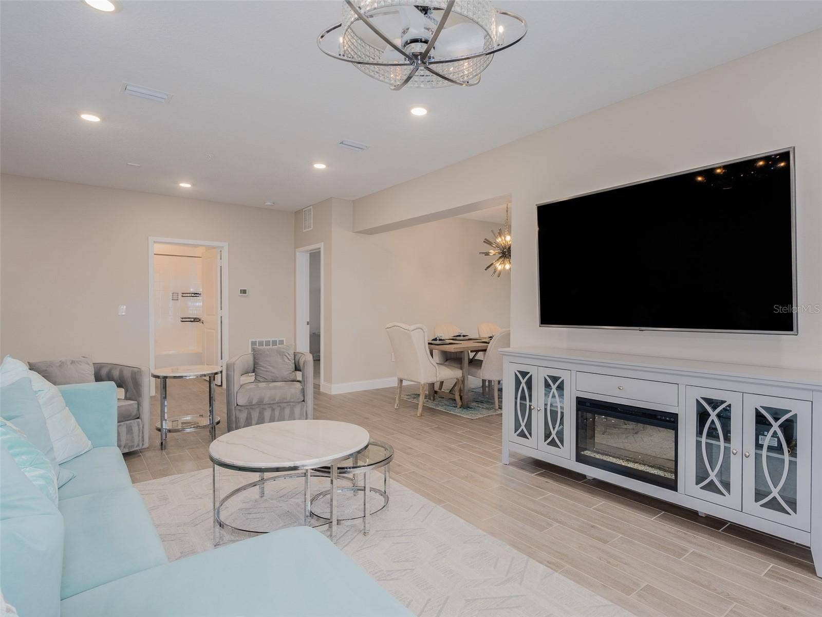 7517 LAUREATE BOULEVARD, #4303, Orlando, FL 32827 7517 LAUREATE BOULEVARD, #4303, Orlando, FL 32827
