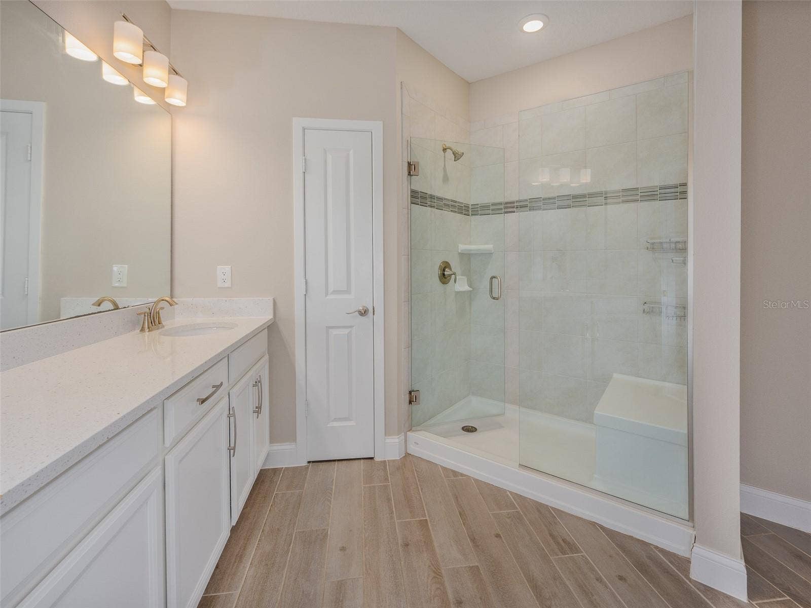 7517 LAUREATE BOULEVARD, #4303, Orlando, FL 32827 7517 LAUREATE BOULEVARD, #4303, Orlando, FL 32827