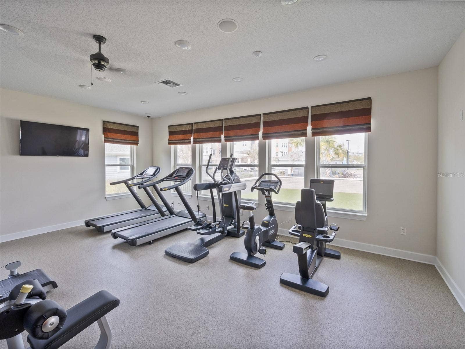 7517 LAUREATE BOULEVARD, #4303, Orlando, FL 32827 7517 LAUREATE BOULEVARD, #4303, Orlando, FL 32827