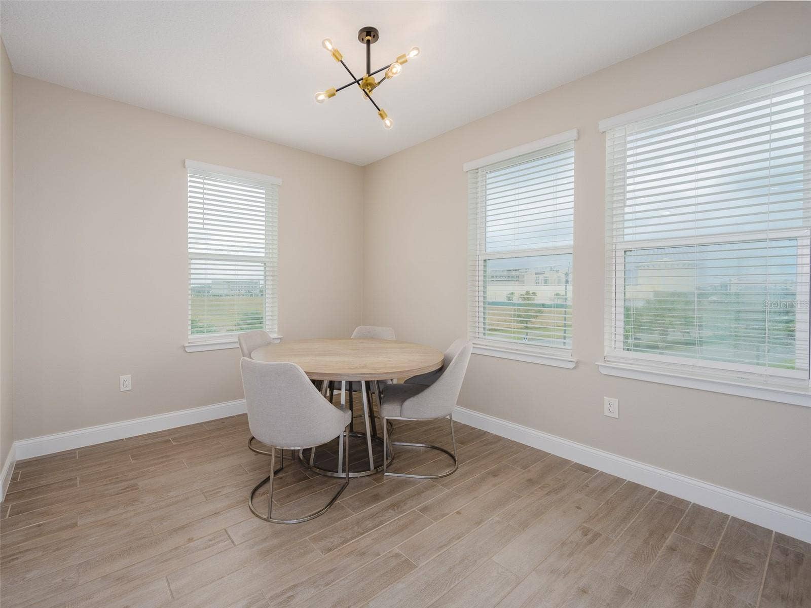 7517 LAUREATE BOULEVARD, #4303, Orlando, FL 32827 7517 LAUREATE BOULEVARD, #4303, Orlando, FL 32827