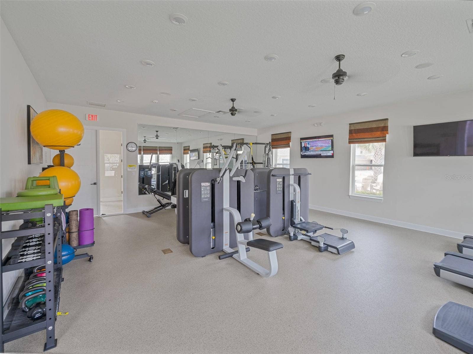 7517 LAUREATE BOULEVARD, #4303, Orlando, FL 32827 7517 LAUREATE BOULEVARD, #4303, Orlando, FL 32827