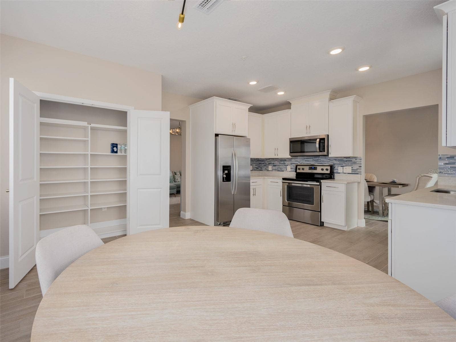 7517 LAUREATE BOULEVARD, #4303, Orlando, FL 32827 7517 LAUREATE BOULEVARD, #4303, Orlando, FL 32827