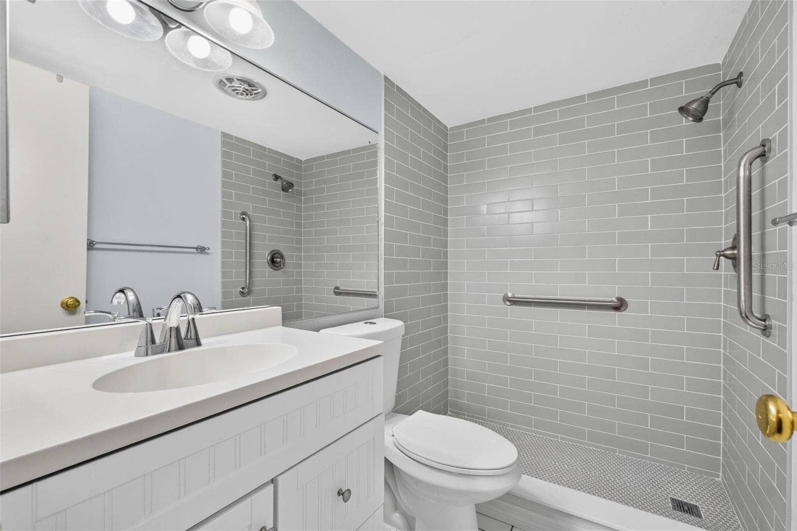 138 36TH AVENUE N, #208 W, St Petersburg, FL 33704 138 36TH AVENUE N, #208 W, St Petersburg, FL 33704