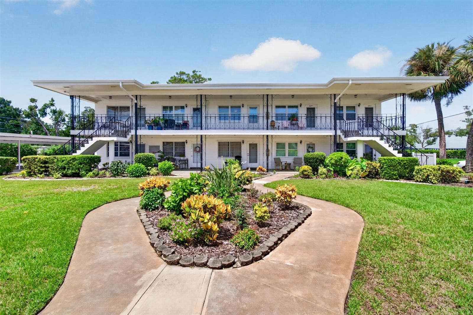 138 36TH AVENUE N, #208 W, St Petersburg, FL 33704 138 36TH AVENUE N, #208 W, St Petersburg, FL 33704