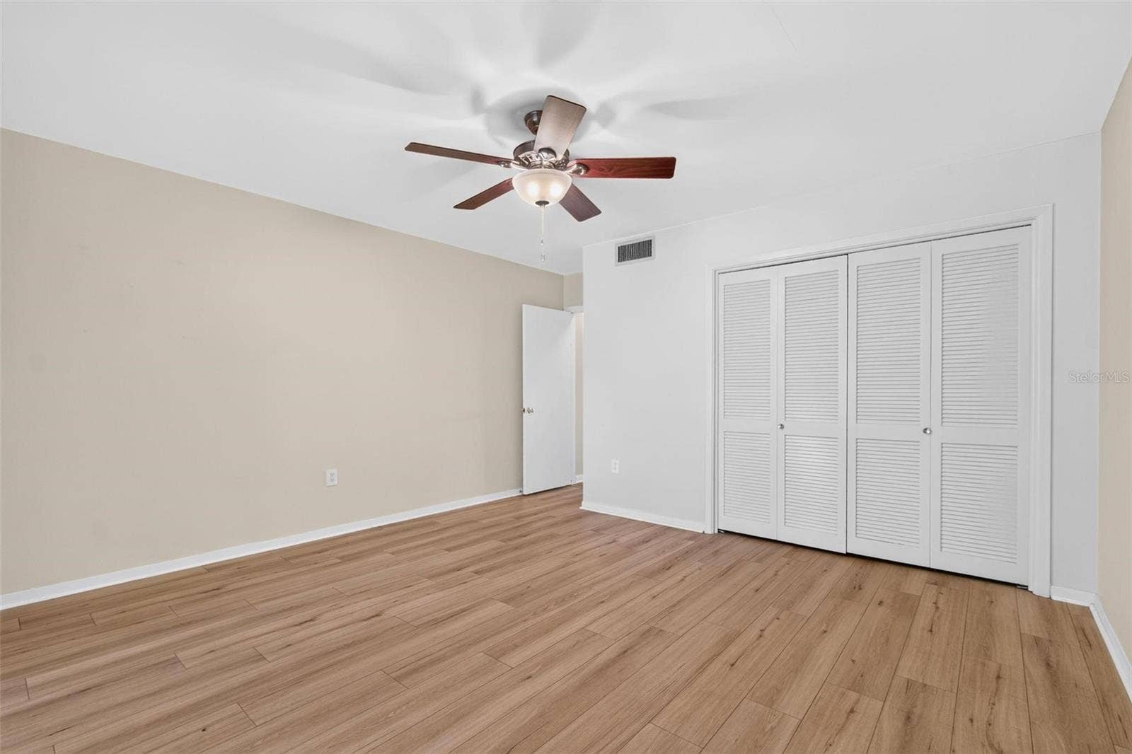 138 36TH AVENUE N, #208 W, St Petersburg, FL 33704 138 36TH AVENUE N, #208 W, St Petersburg, FL 33704