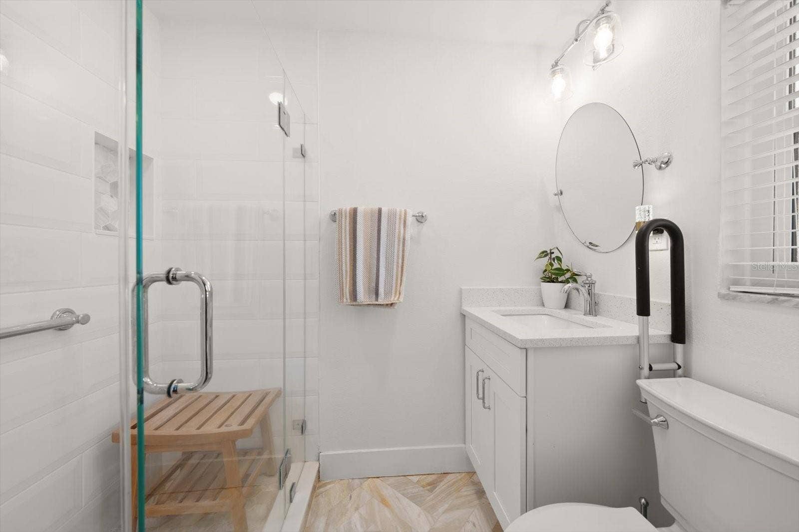 Bathroom #2, Step in Shower, Natural light, So nice!
