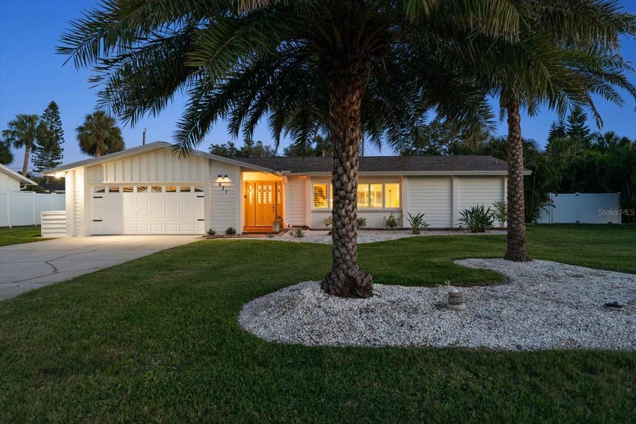 Property photo for 821 JACARANDA DRIVE, Largo, FL