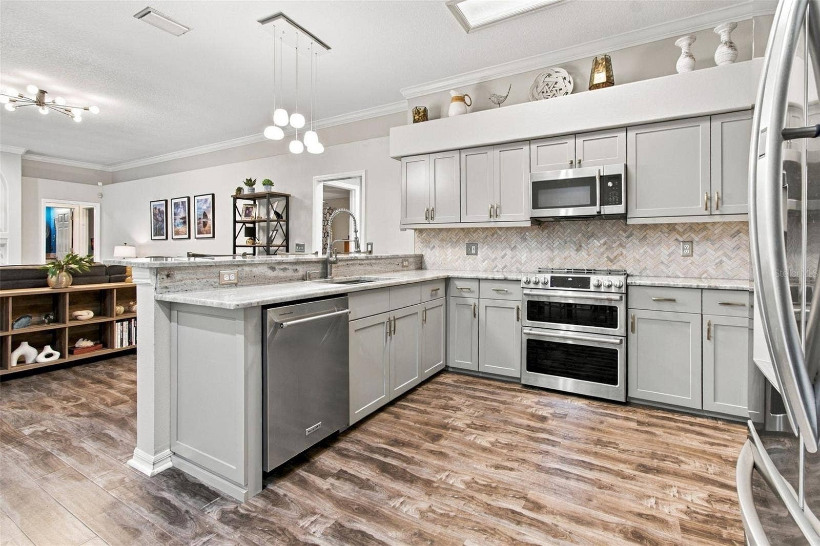 6901 AQUEDUCT TERRACE, Odessa, FL 33556 6901 AQUEDUCT TERRACE, Odessa, FL 33556