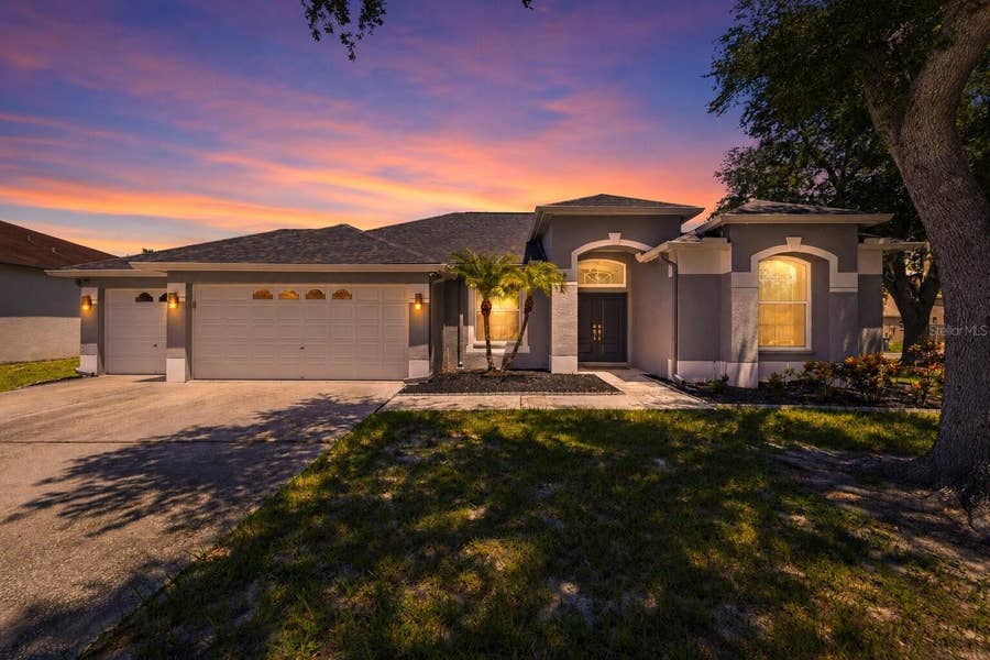 Property photo for 12020 RUNNING FOX CIRCLE, Riverview, FL
