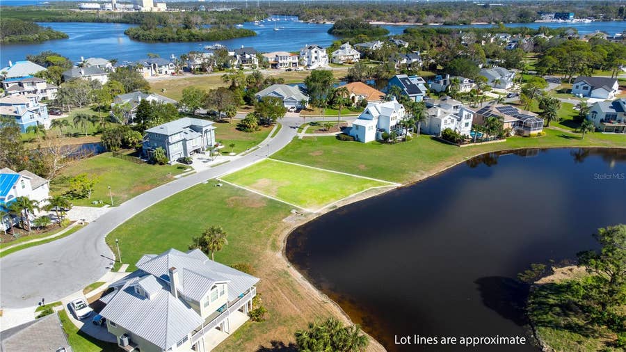 Property photo for 85 SANDPIPER POINTE, Tarpon Springs, FL