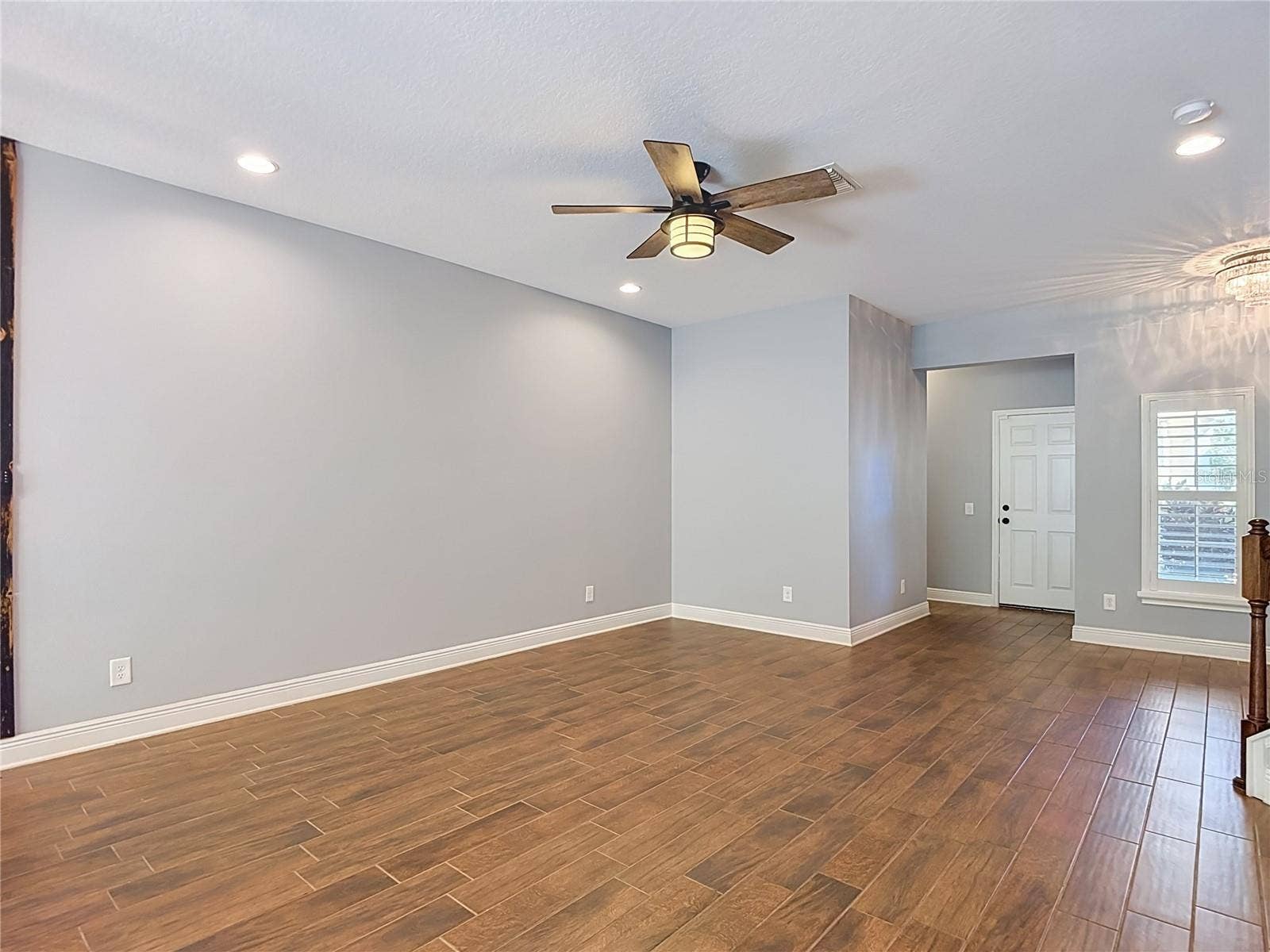 30305 SOUTHWELL LANE, Wesley Chapel, FL 33543 30305 SOUTHWELL LANE, Wesley Chapel, FL 33543