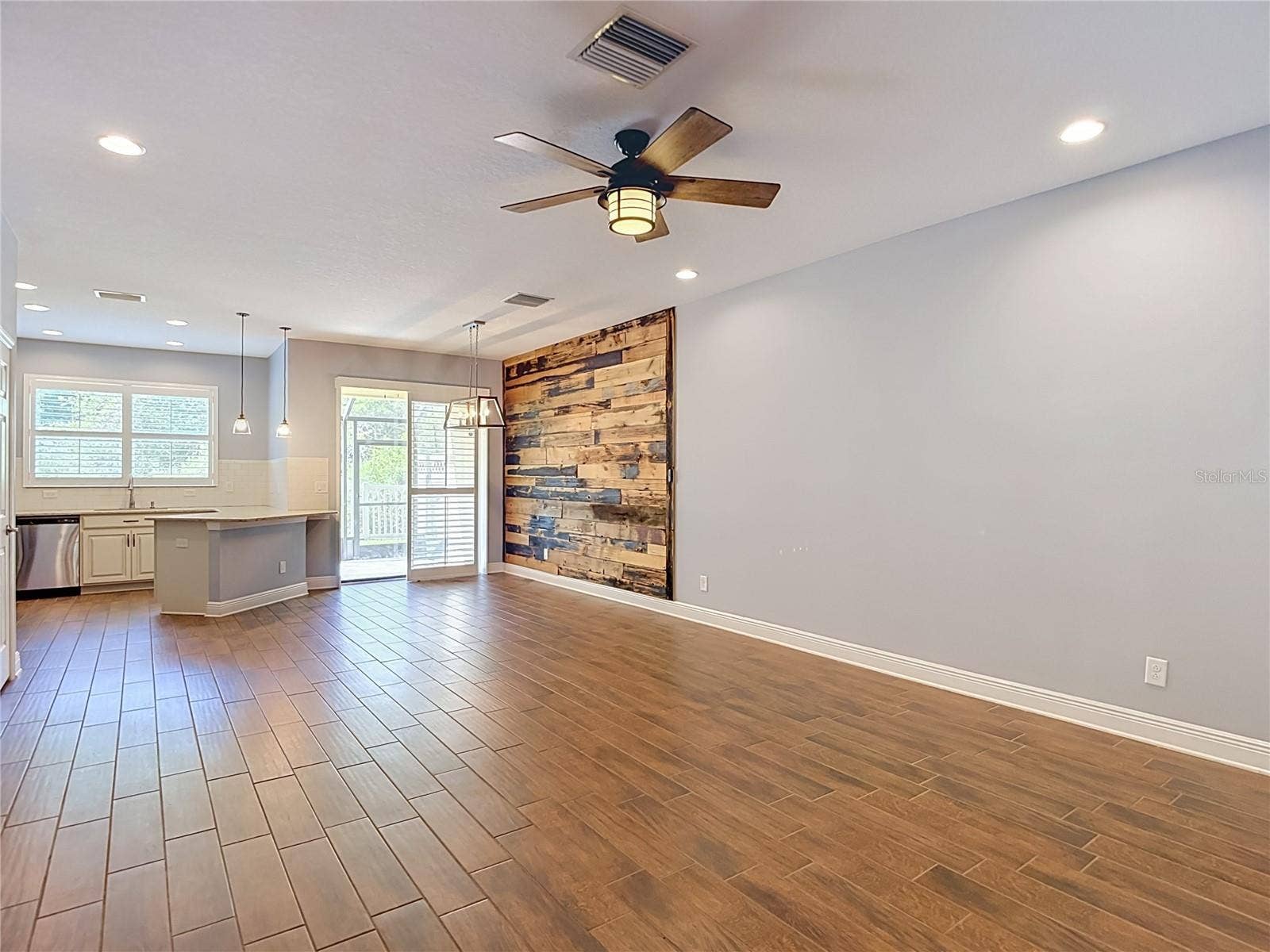 30305 SOUTHWELL LANE, Wesley Chapel, FL 33543 30305 SOUTHWELL LANE, Wesley Chapel, FL 33543