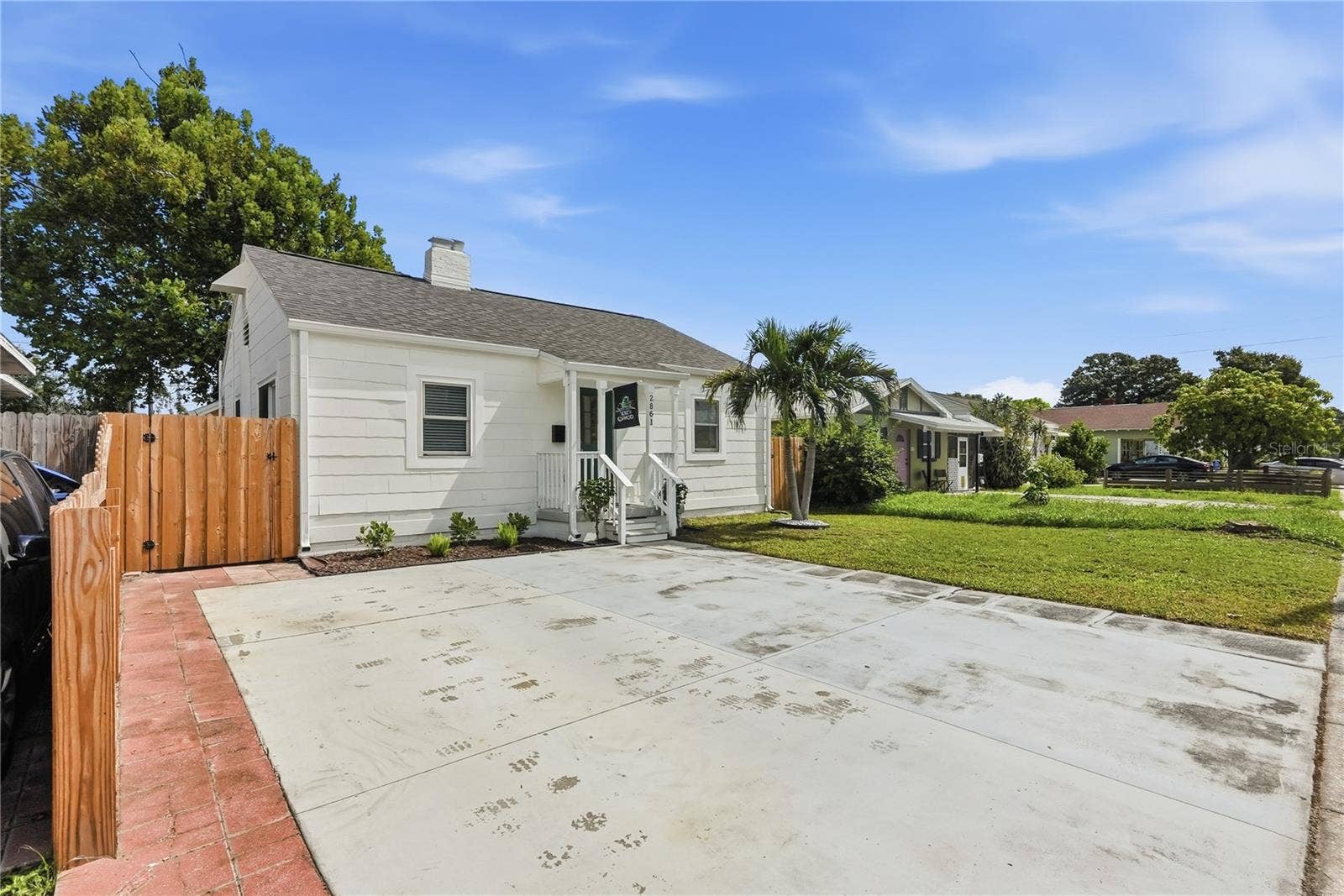 2861 17TH AVENUE N, St Petersburg, FL 33713