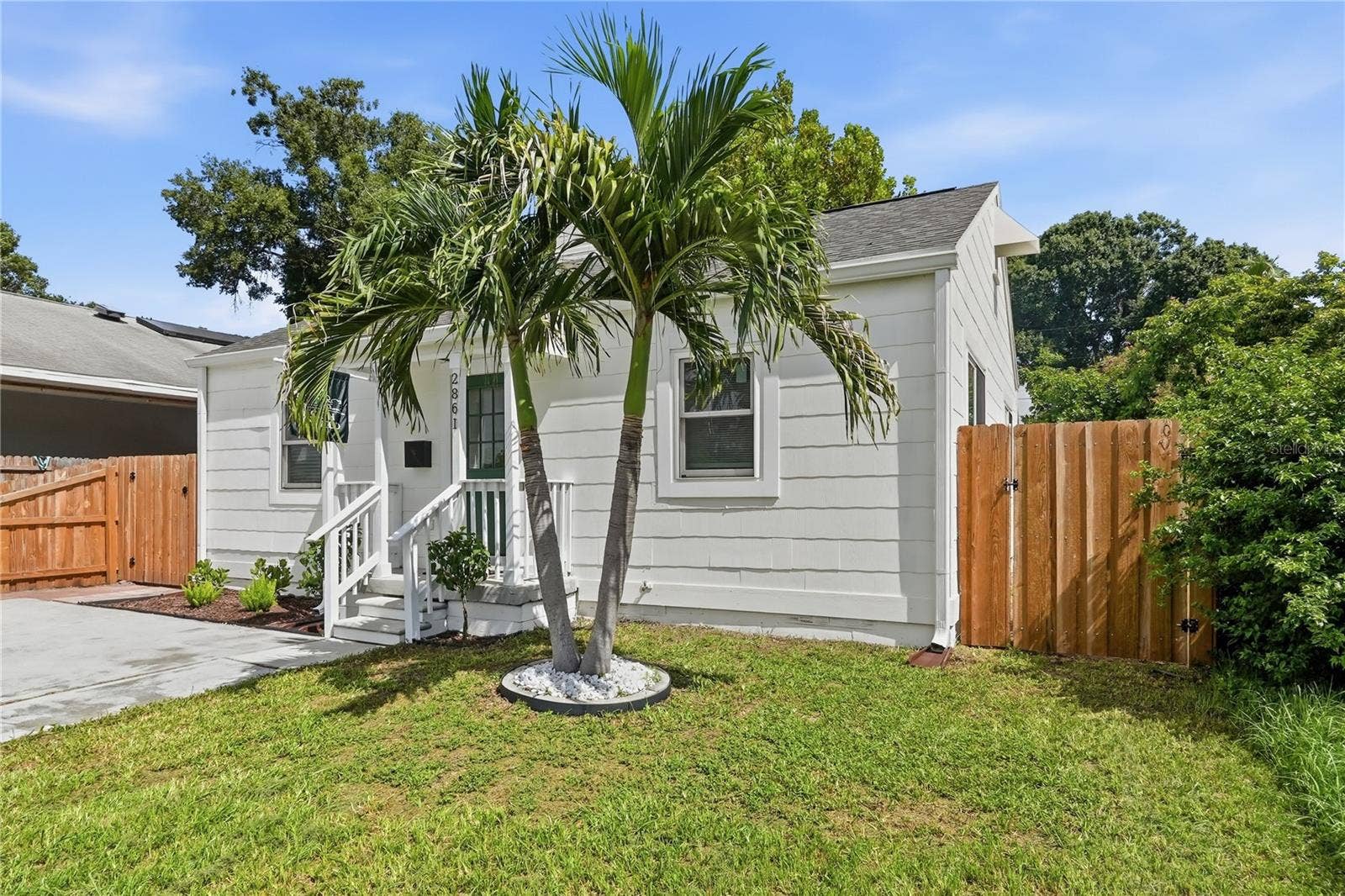 2861 17TH AVENUE N, St Petersburg, FL 33713