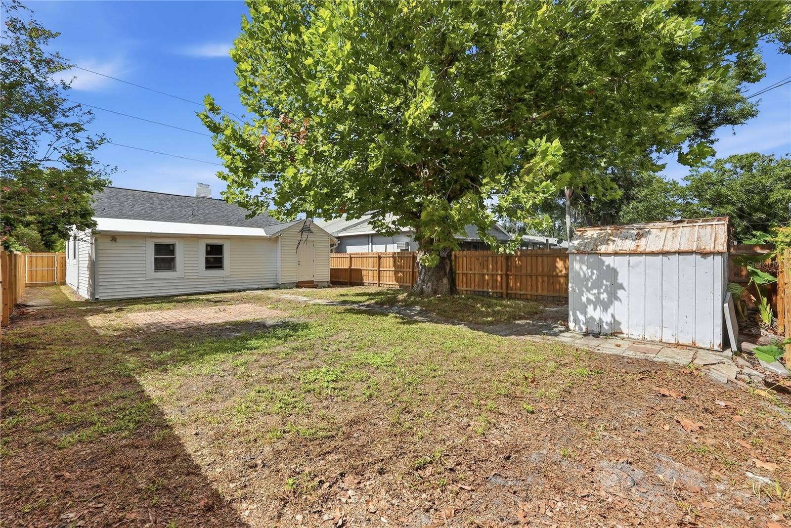 2861 17TH AVENUE N, St Petersburg, FL 33713