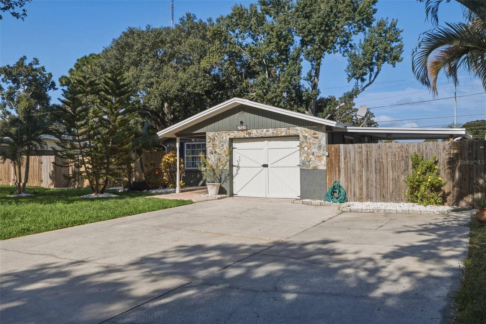 8536 QUAIL ROAD, Seminole, FL 33777