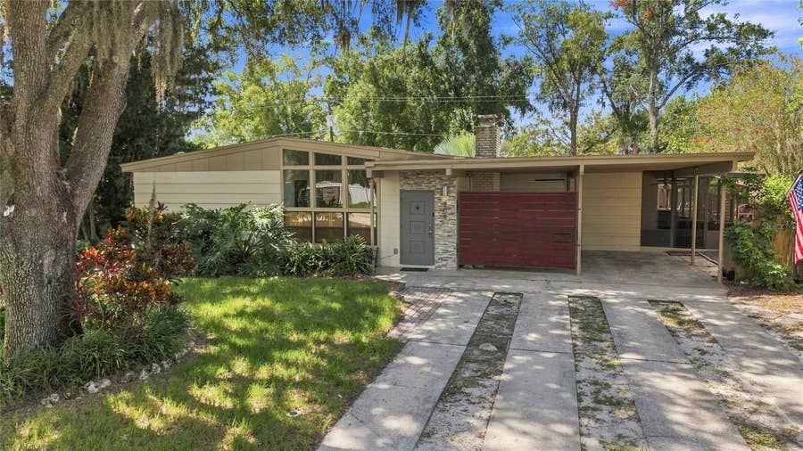 Property photo for 809 E RIVER DRIVE, Temple Terrace, FL