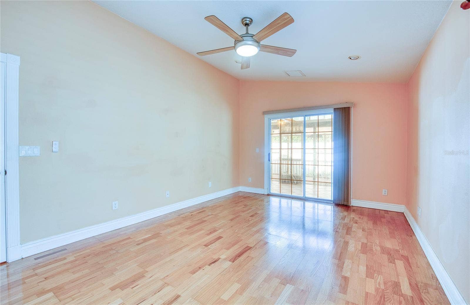 Master bedroom. (3)