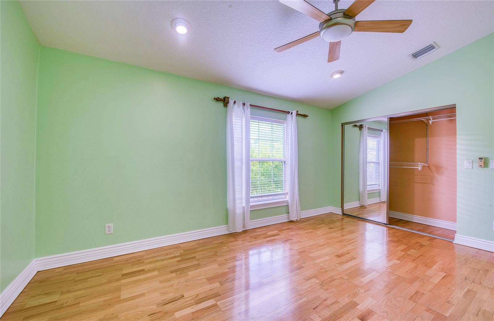Bedroom 3. (2)