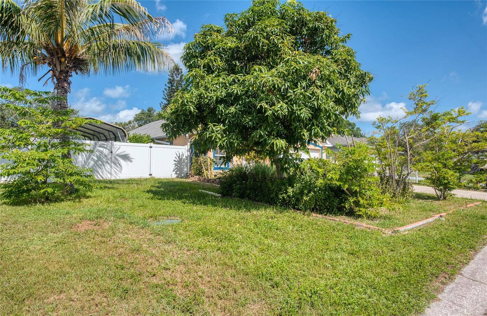 Front of Home. (5)