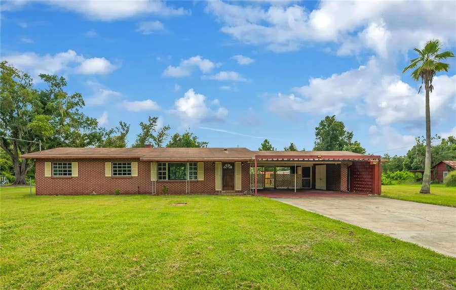 Property photo for 1619 N DOVER ROAD, Dover, FL