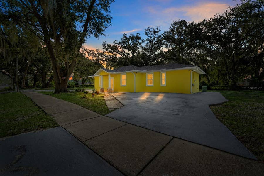 Property photo for 9609 TAKOMAH TRAIL, Tampa, FL