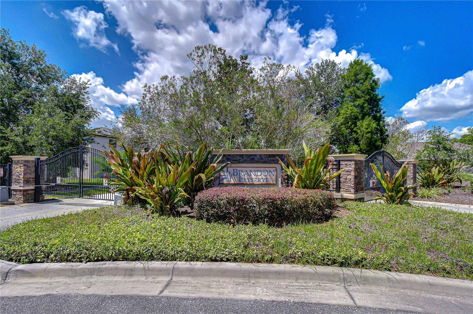 826 VINO VERDE CIRCLE, Brandon, FL 33511 826 VINO VERDE CIRCLE, Brandon, FL 33511
