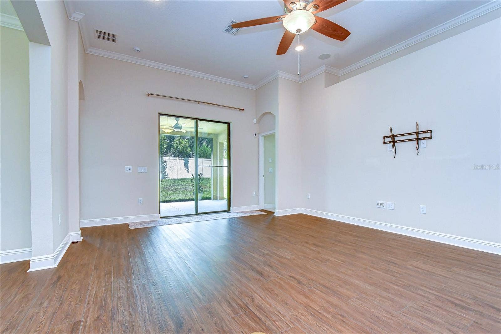 826 VINO VERDE CIRCLE, Brandon, FL 33511 826 VINO VERDE CIRCLE, Brandon, FL 33511